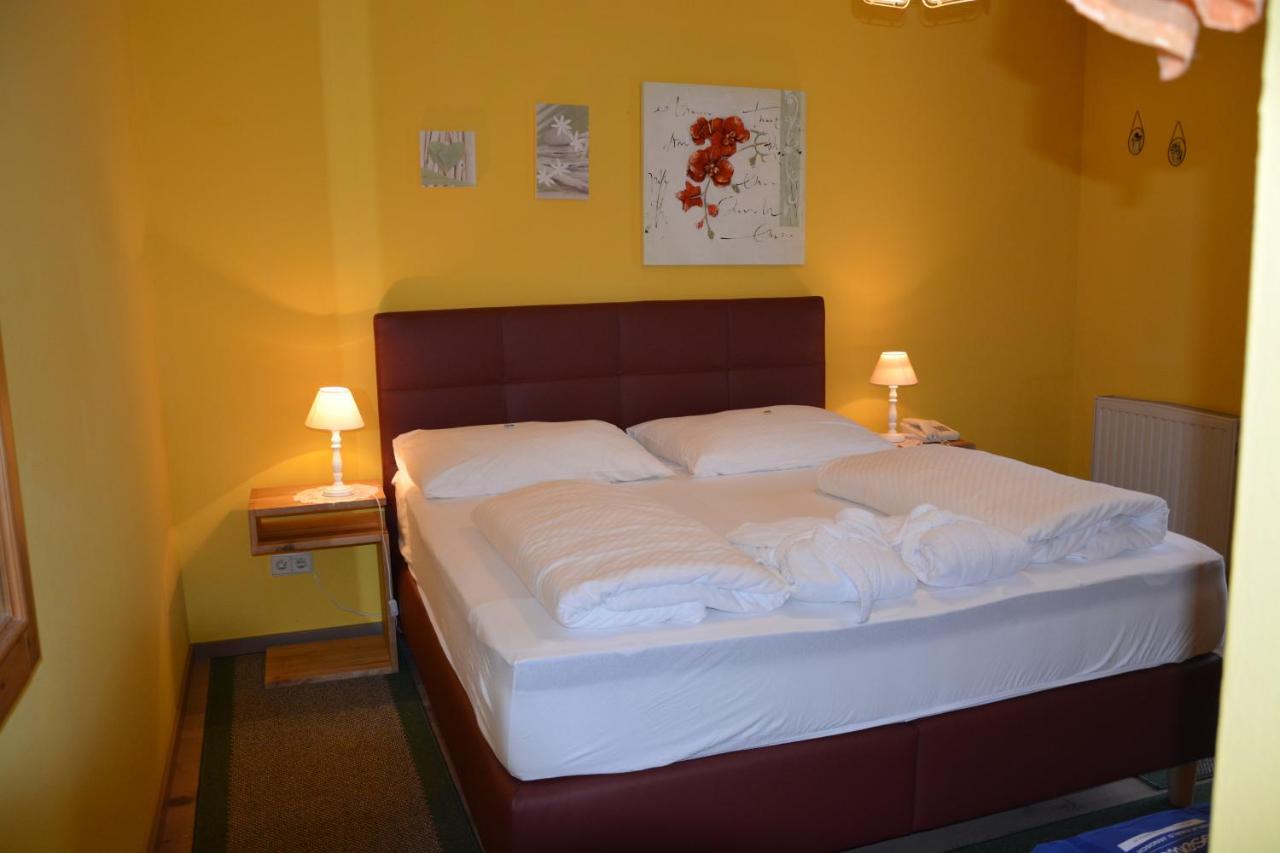 Pension Restaurant Rosenberg Jennersdorf Екстериор снимка