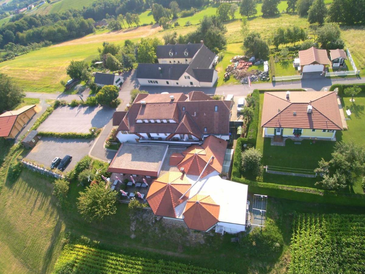 Pension Restaurant Rosenberg Jennersdorf Екстериор снимка